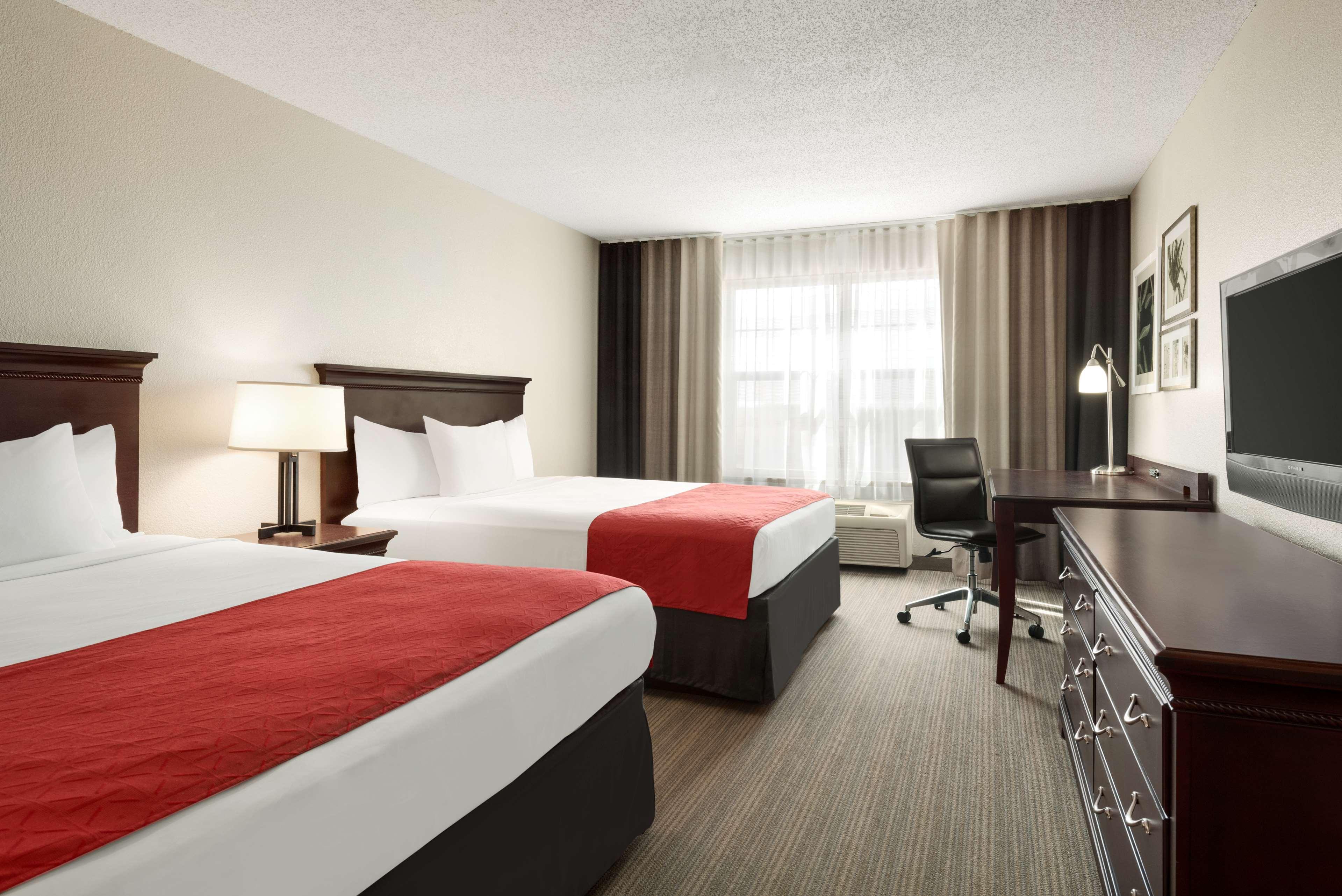 Bonner Springs Country Inn & Suites By Radisson, Kansas City At Village West, Ks מראה חיצוני תמונה